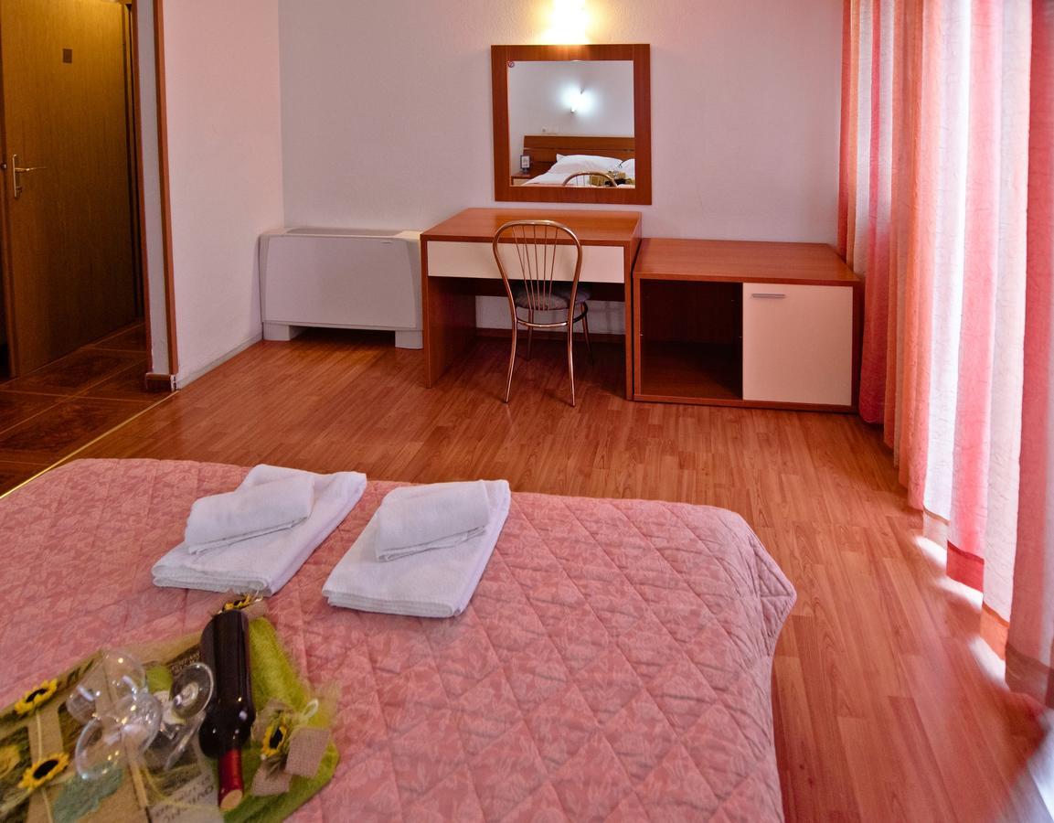 Hotel No-1 Međugorje エクステリア 写真